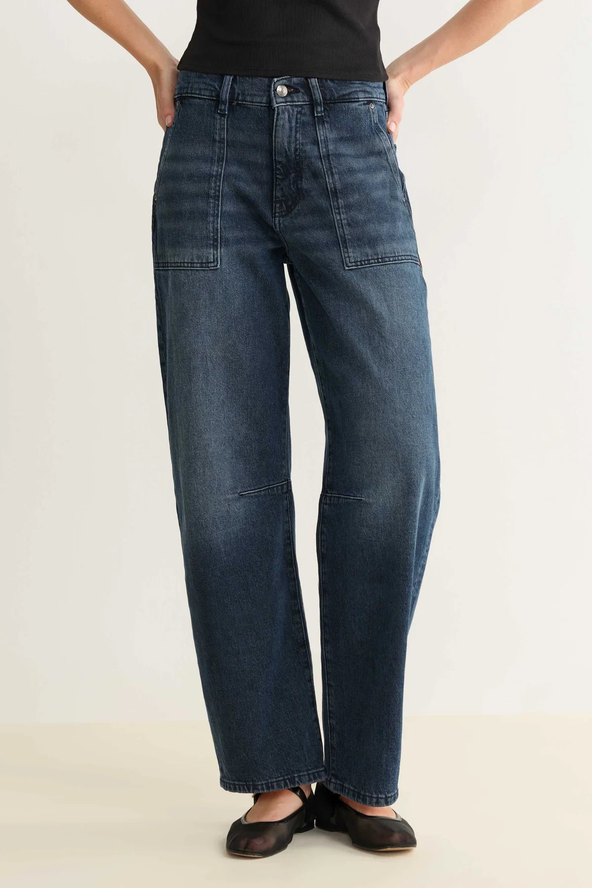 BNA Soft Curve Barrel Jean (Saturday Night)