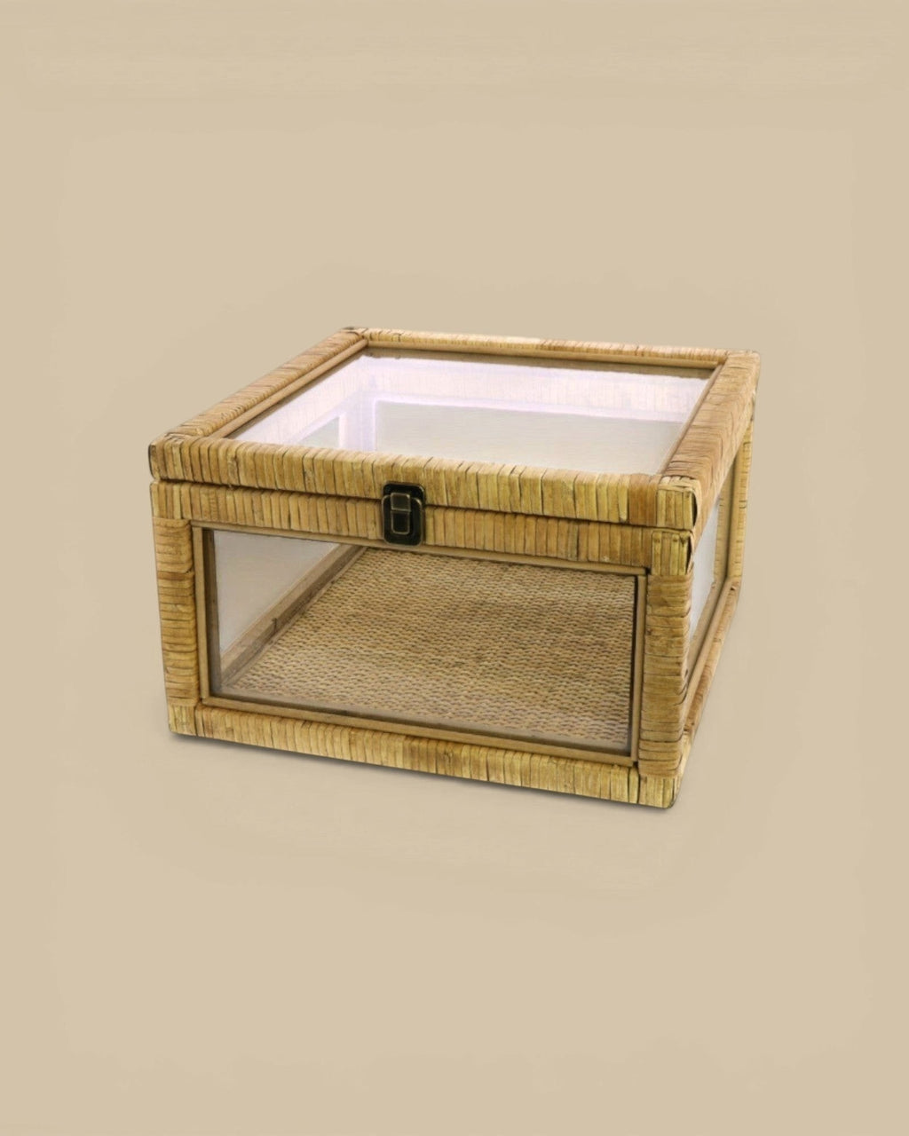 Cayman Rattan Display Case