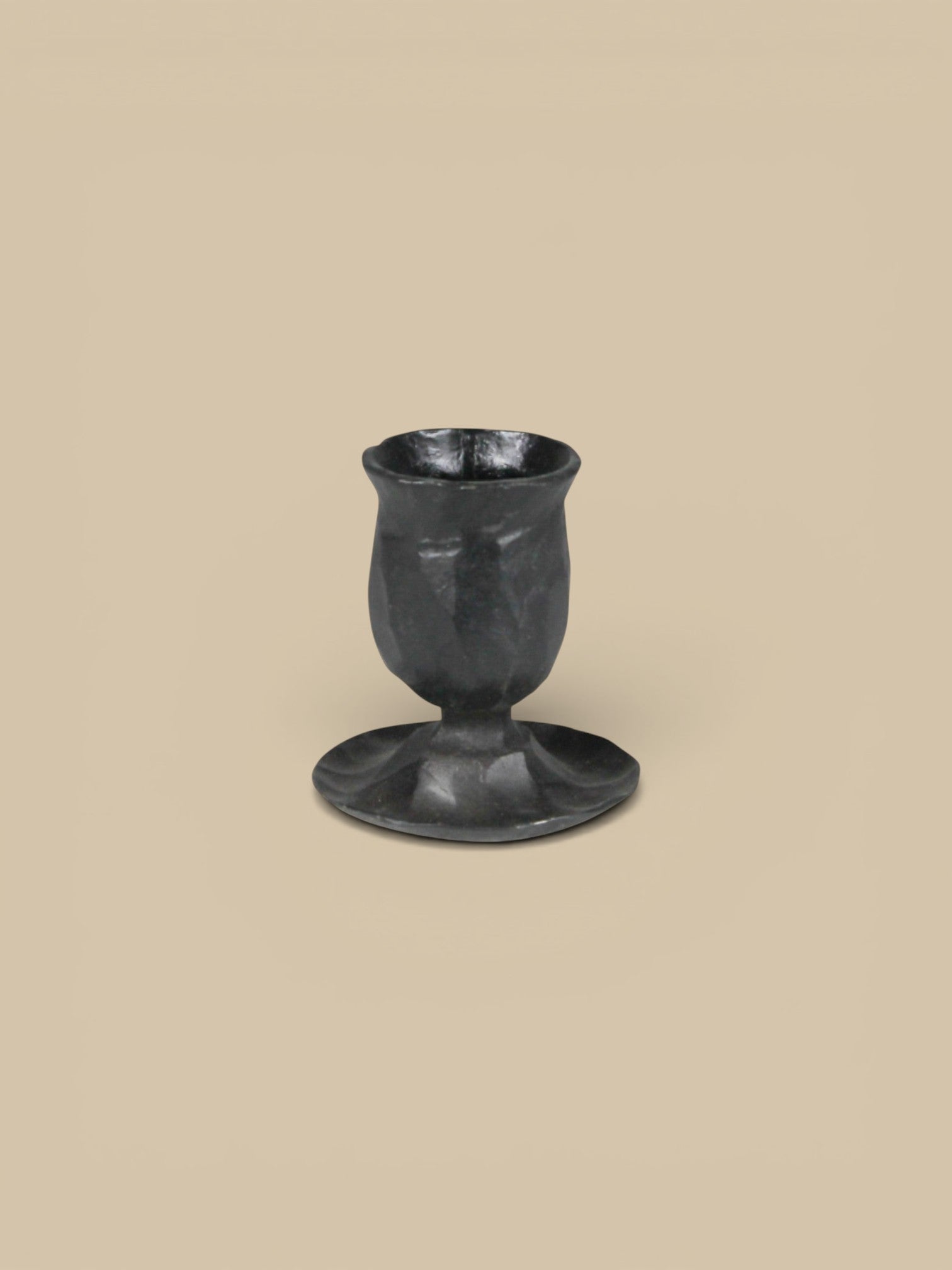 Clarke Low Taper Holder