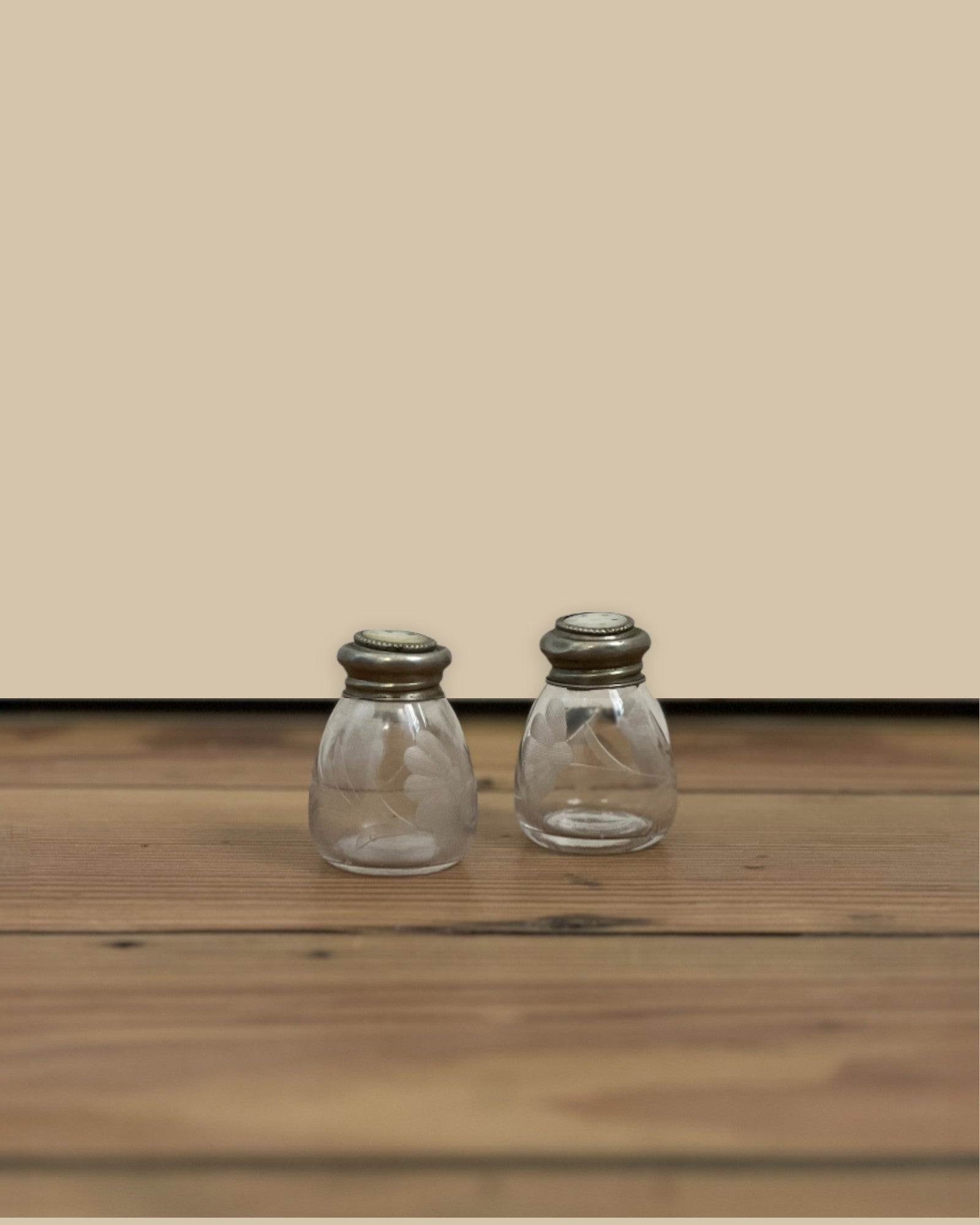 Mother of Pearl Salt + Pepper Shaker Set