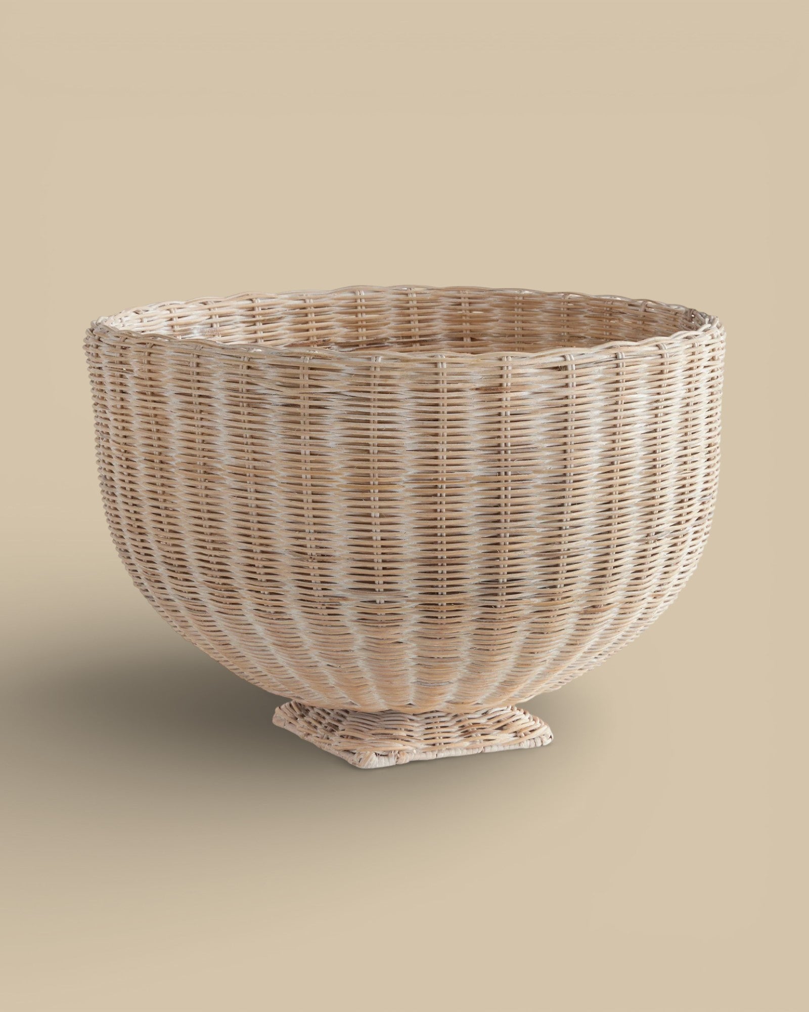 Rattan Footed Bowl Basket