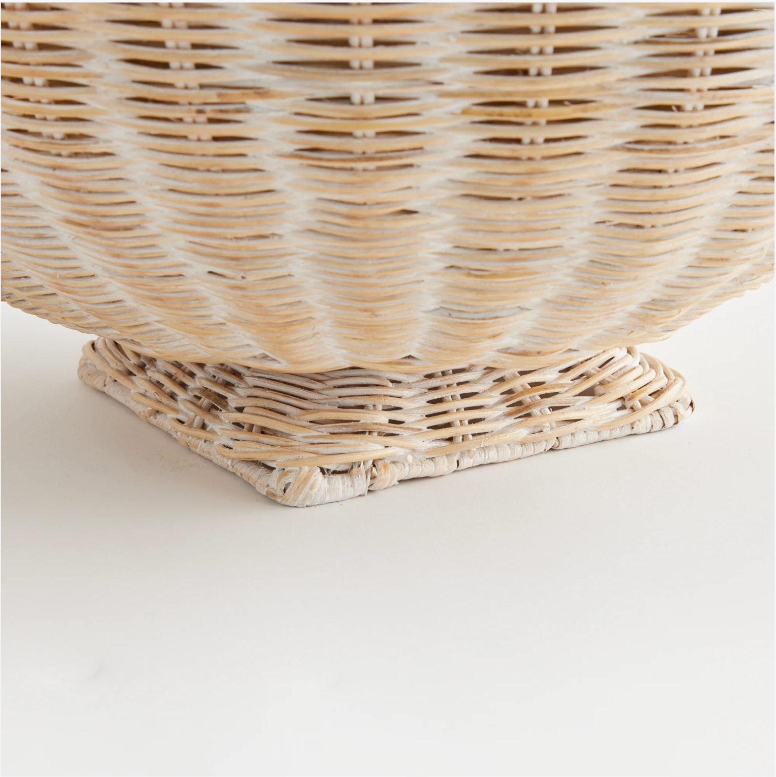 Rattan Footed Bowl Basket