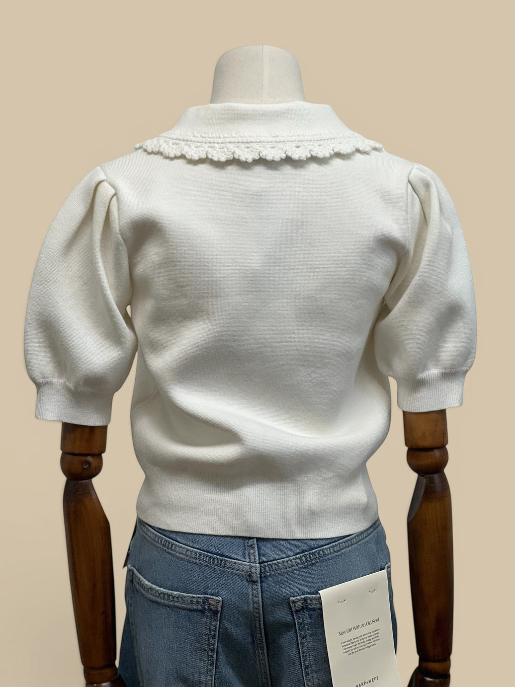 Homestyle Collective off-white knit top with scallop collar and puff sleeves
