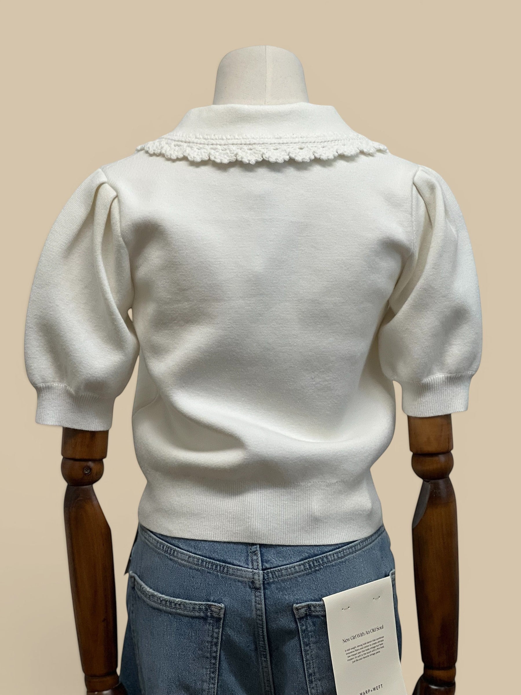 Homestyle Collective off-white knit top with scallop collar and puff sleeves