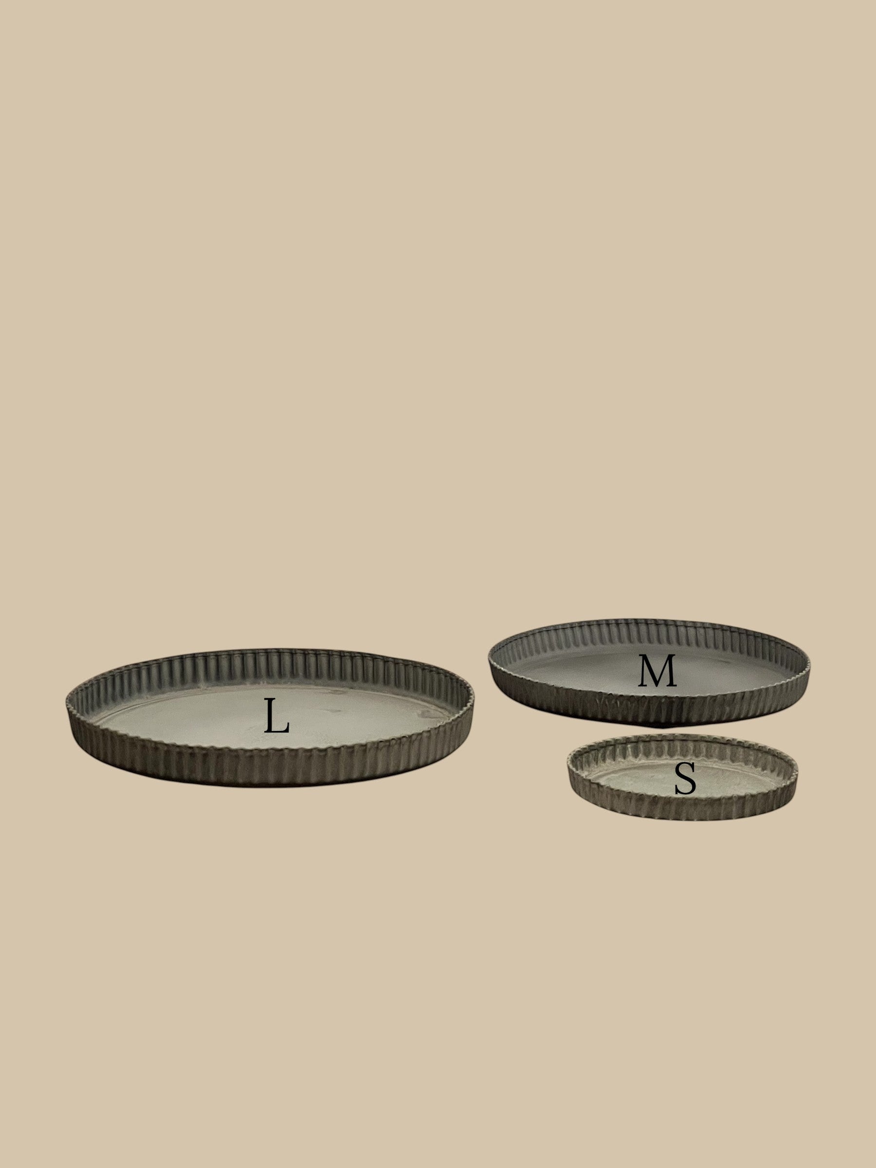Homestyle Collective Ross Tray in grey ceramic with crimped edges, available in 3 sizes for decorative styling.