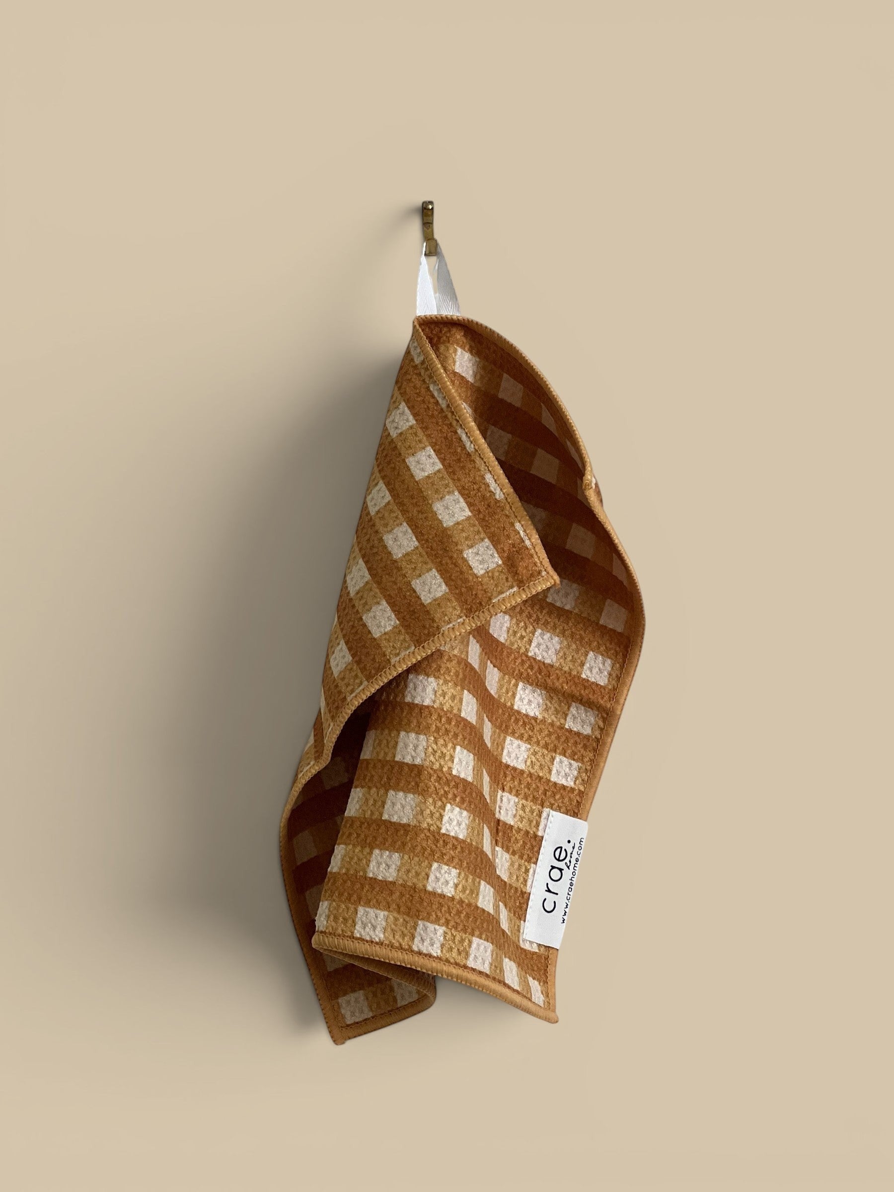 Homestyle Collective brown and white gingham waffle weave microfiber washcloth, 12x12 inches